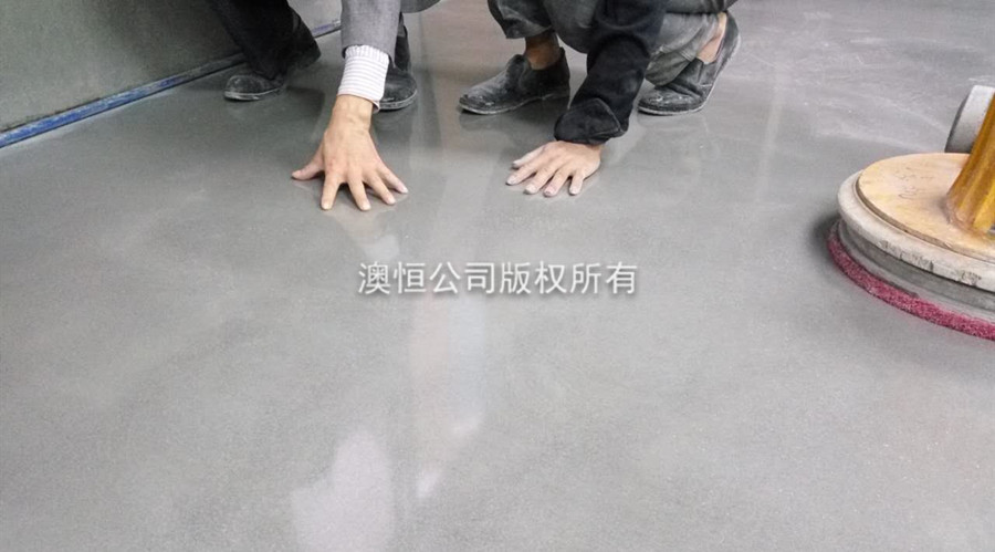 自流平水泥拋光